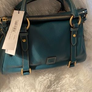 Dooney and Bourke pebbled small satchel
